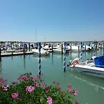 Columbus - * Bibione