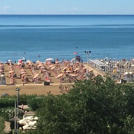Apartmán Columbus - *